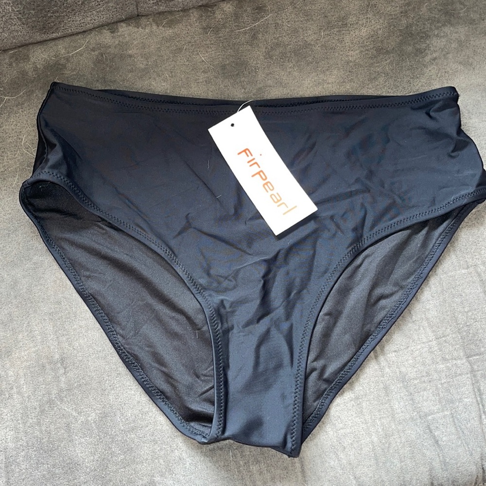 BNWT Bathing suit full bottom 14